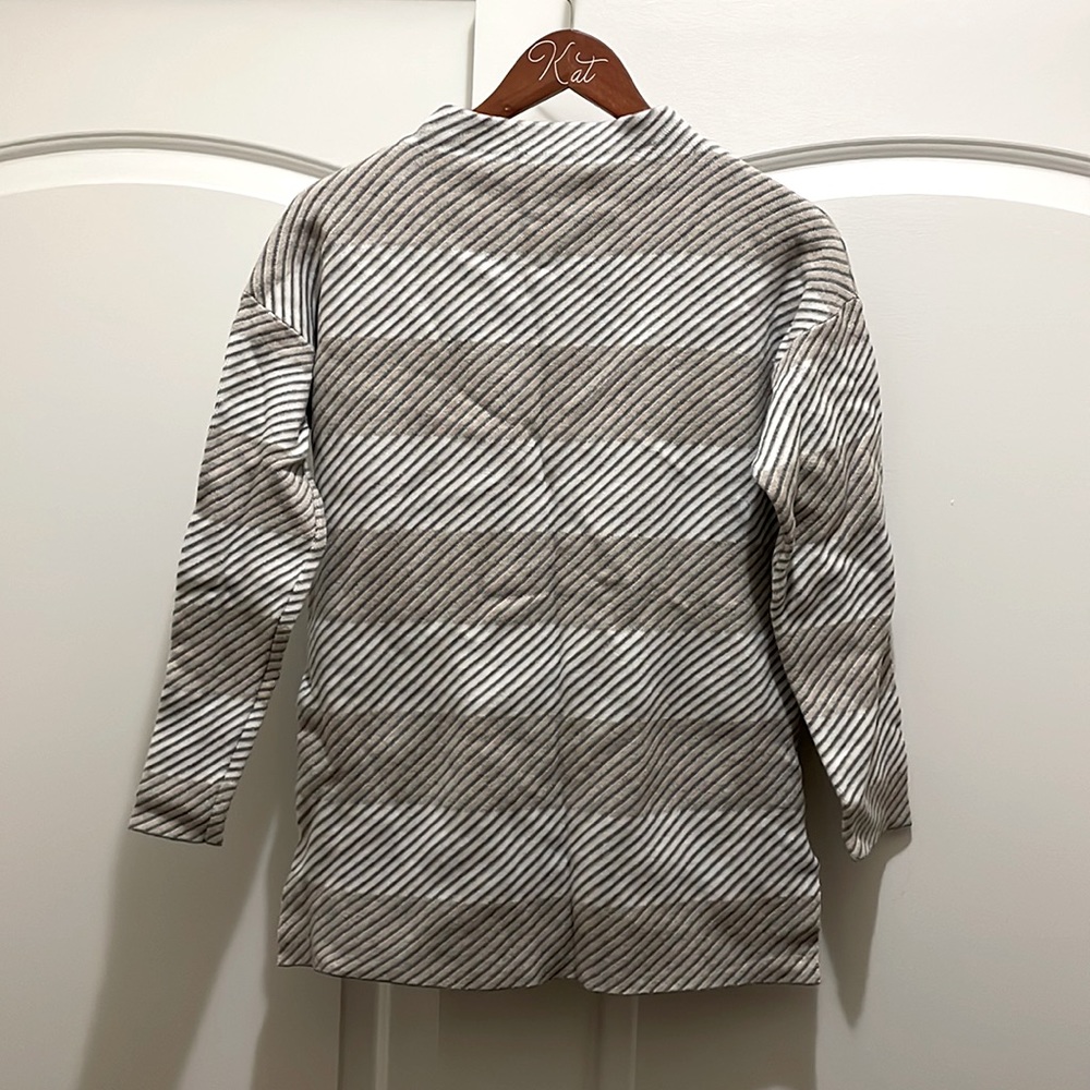 Rachel Zoe white/gray/beige striped mock neck sweater size S
